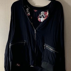 Torrid Size 3 Reversible Utility Jacket.